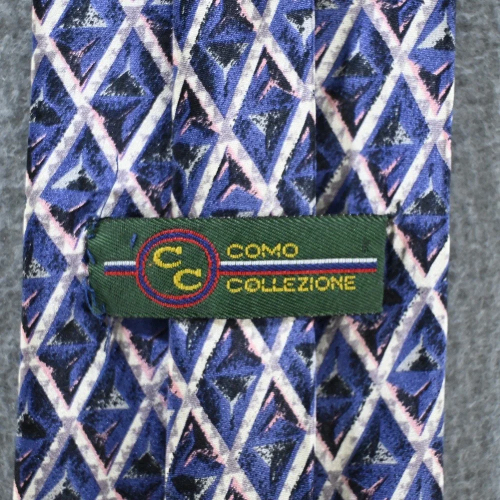 Como Collezione Mens Geometric Diamond Silk Necktie Blue Purple Vintage 80s 90s